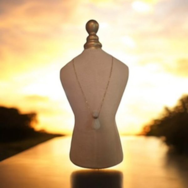 Poison Necklace/White