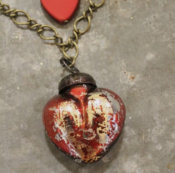 Queen of Hearts Necklace - Image 8