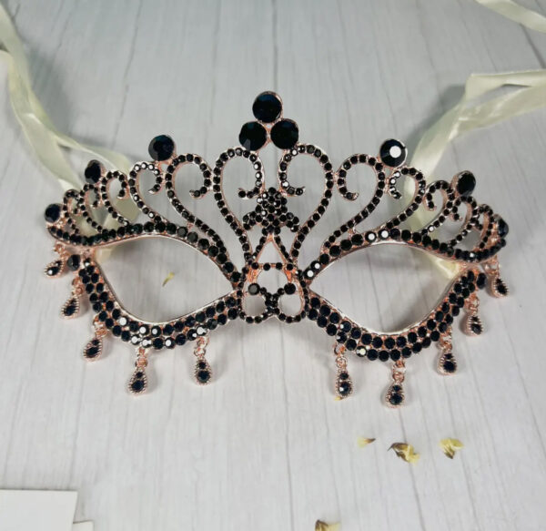 Goth Glam Masquerade Mask - Image 3