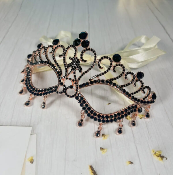 Goth Glam Masquerade Mask - Image 2