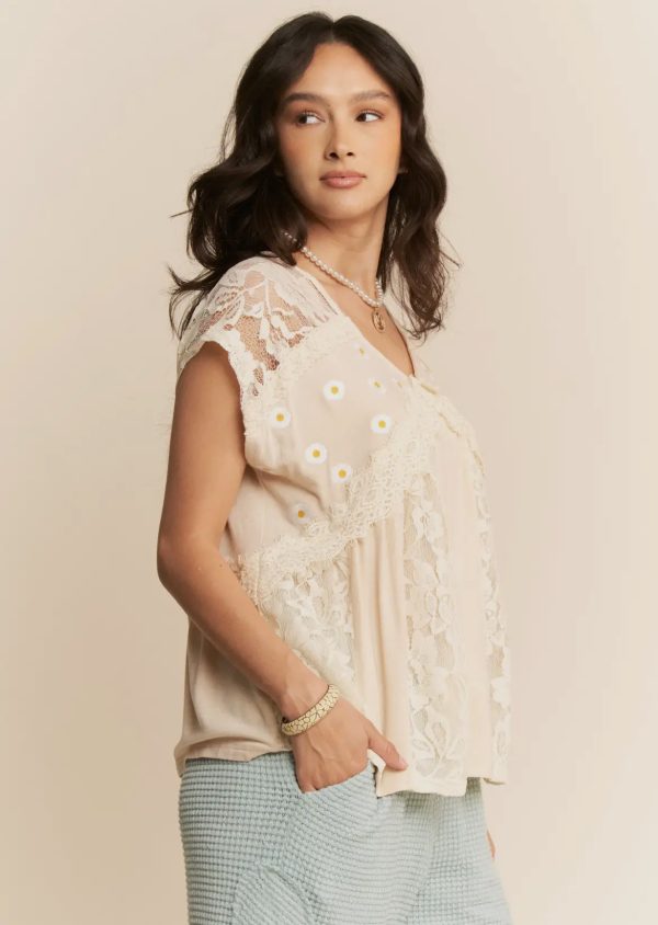Glitzy Daisy Top- Plus - Image 5