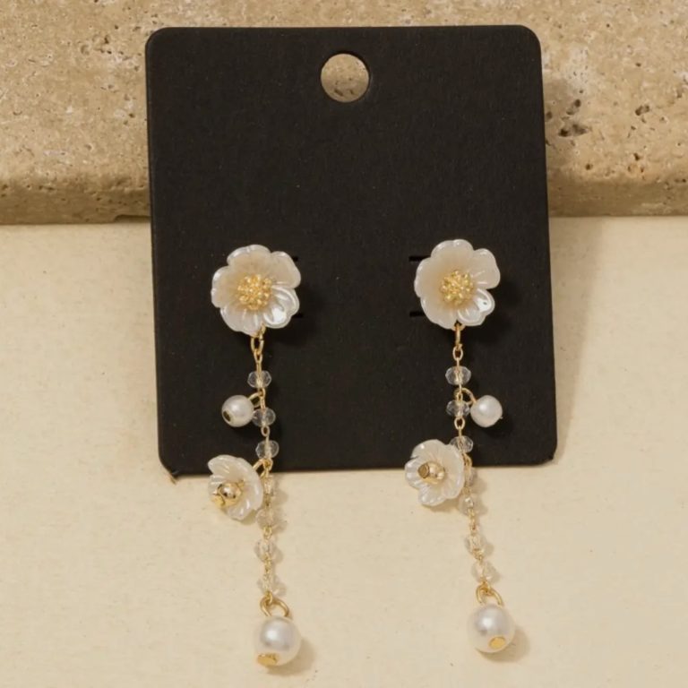 Dancing Daisy Earrings