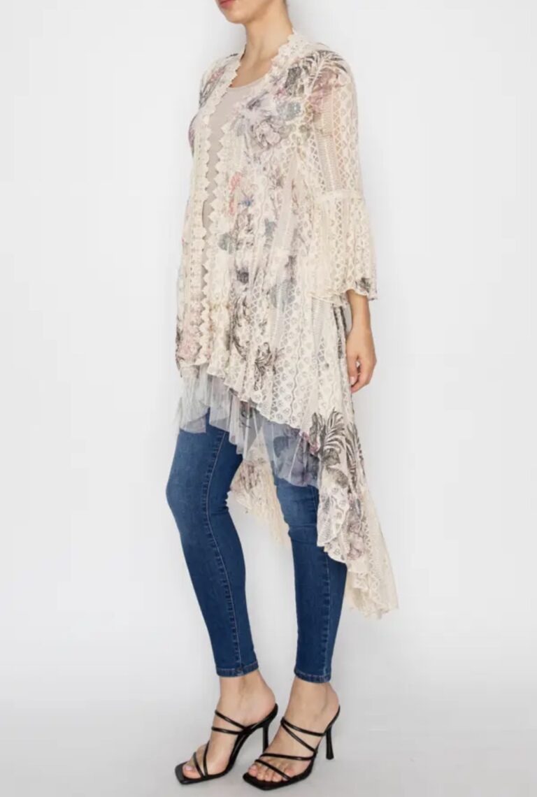 Feathers & Flowers Duster